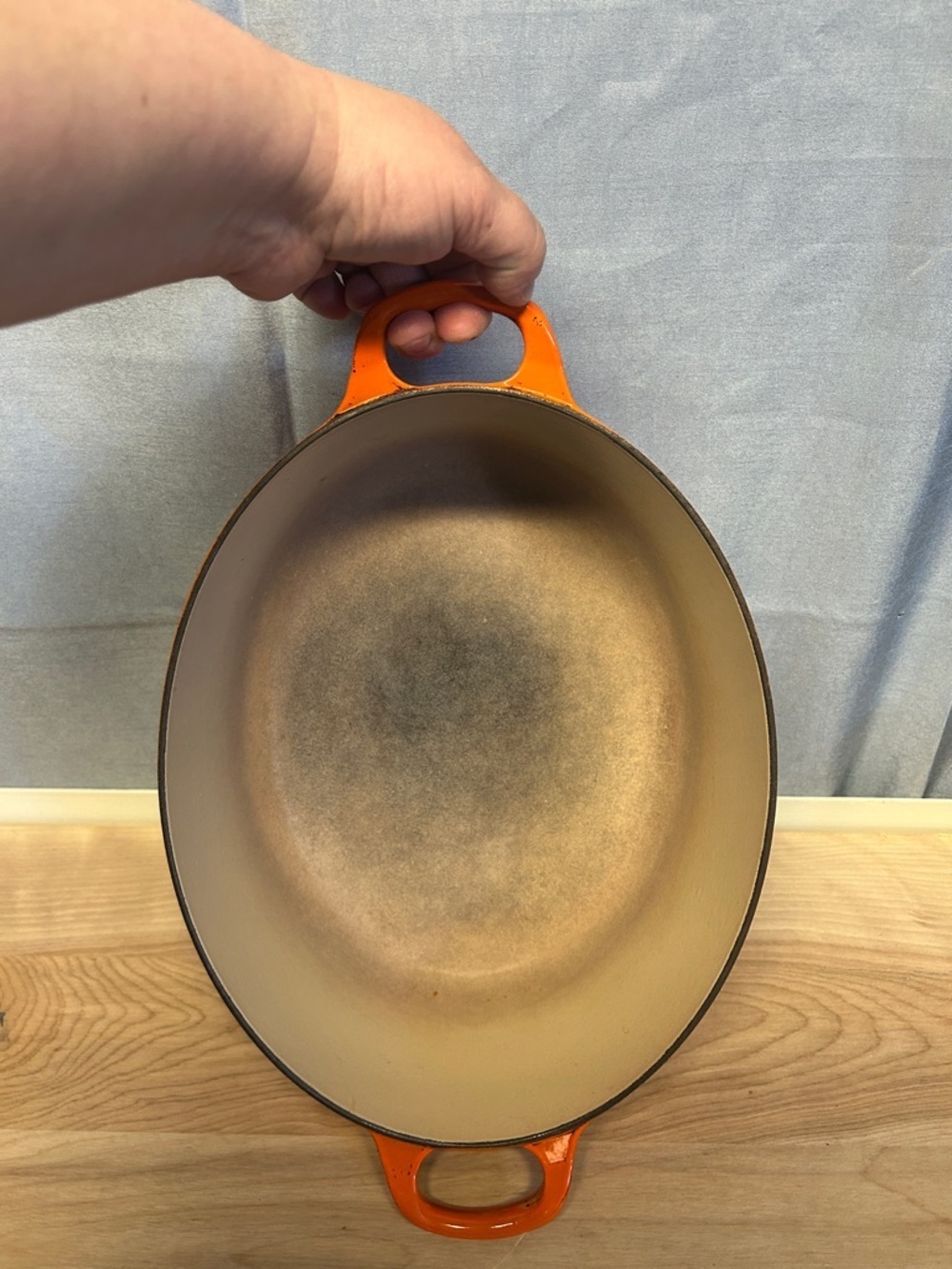 LE CREUSET Orange Enameled Cast Cooking Dutch Oven - Bright Orange no lid - Picture 5 of 7